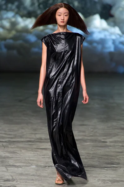Look 26